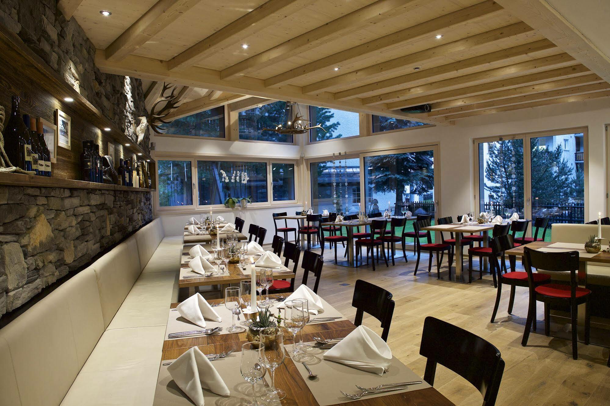 Jaegerhof Serviced Apartements Zermatt Exterior foto